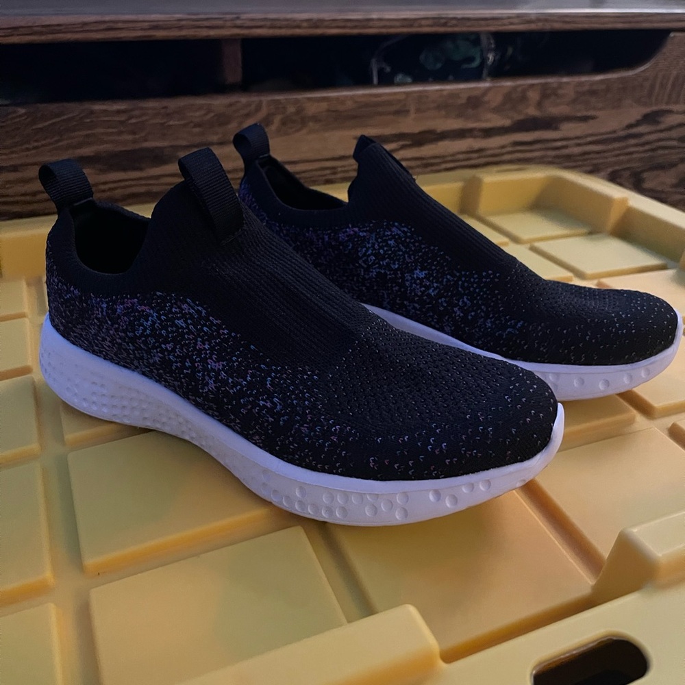 Black purple and blue sneakers no shoe strings worn twice